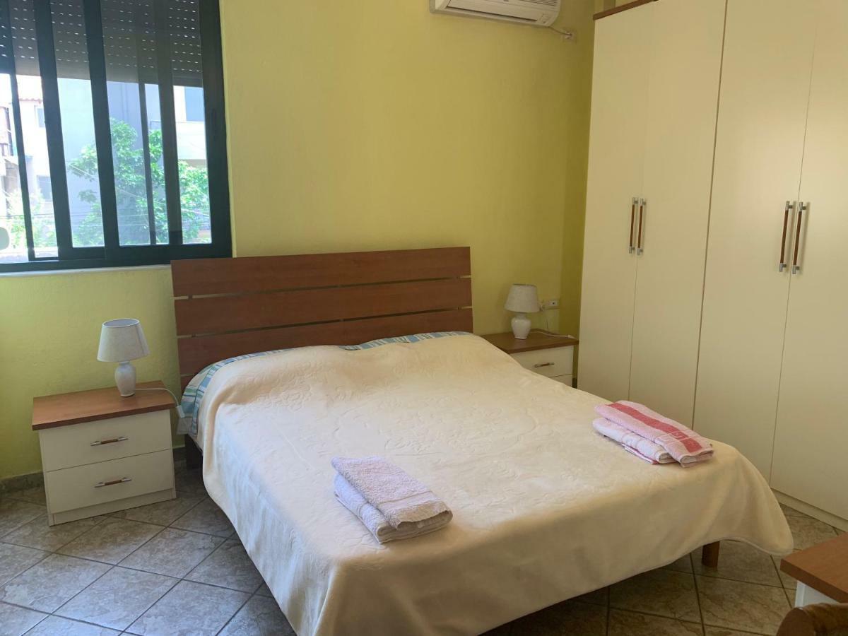 Friends House Bed & Breakfast Tiranë Luaran gambar